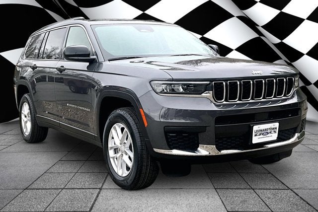 2022 Jeep Grand Cherokee L Laredo