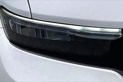 2023 Jeep Grand Cherokee L Summit V8 REAR ENTERTAINMENT