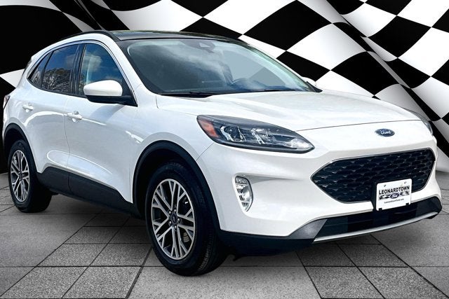 2022 Ford Escape SEL PANO ROOF & TECH PKG