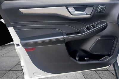 2022 Ford Escape SEL PANO ROOF & TECH PKG