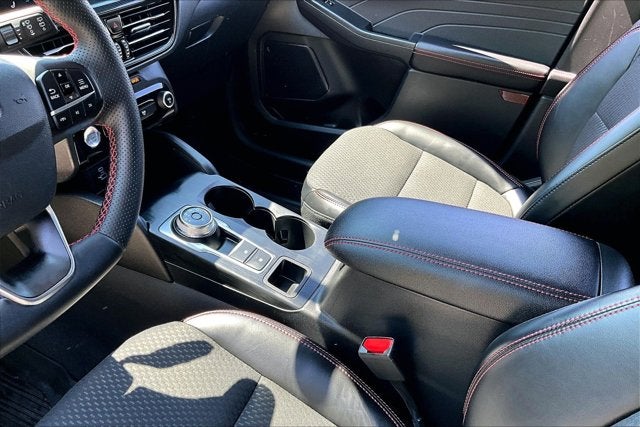 2023 Ford Escape ST-Line TECH PKG