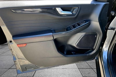 2023 Ford Escape ST-Line TECH PKG