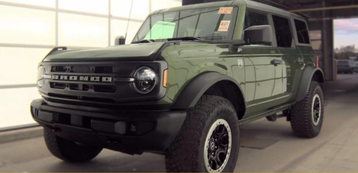 2023 Ford Bronco SASQUATCH