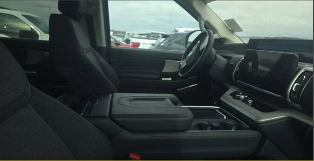 2025 Ford Expedition Max Active MAX