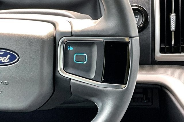2025 Ford Expedition Active LUXURY SUV