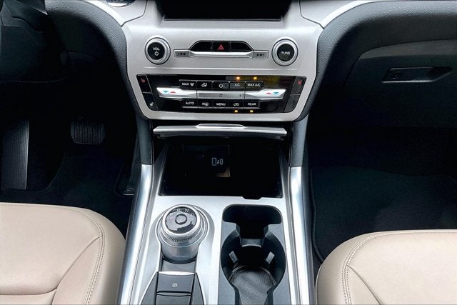 2023 Ford Explorer XLT LUXURY SUV