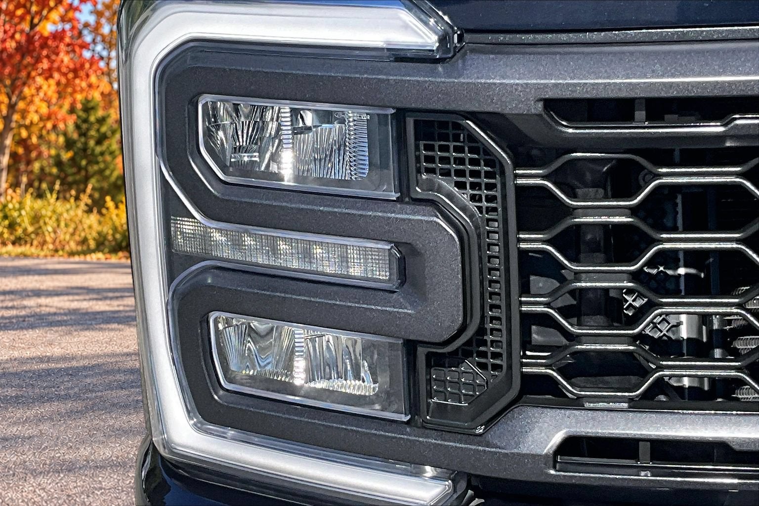 2023 Ford Super Duty F-250 SRW LARIAT TREMOR