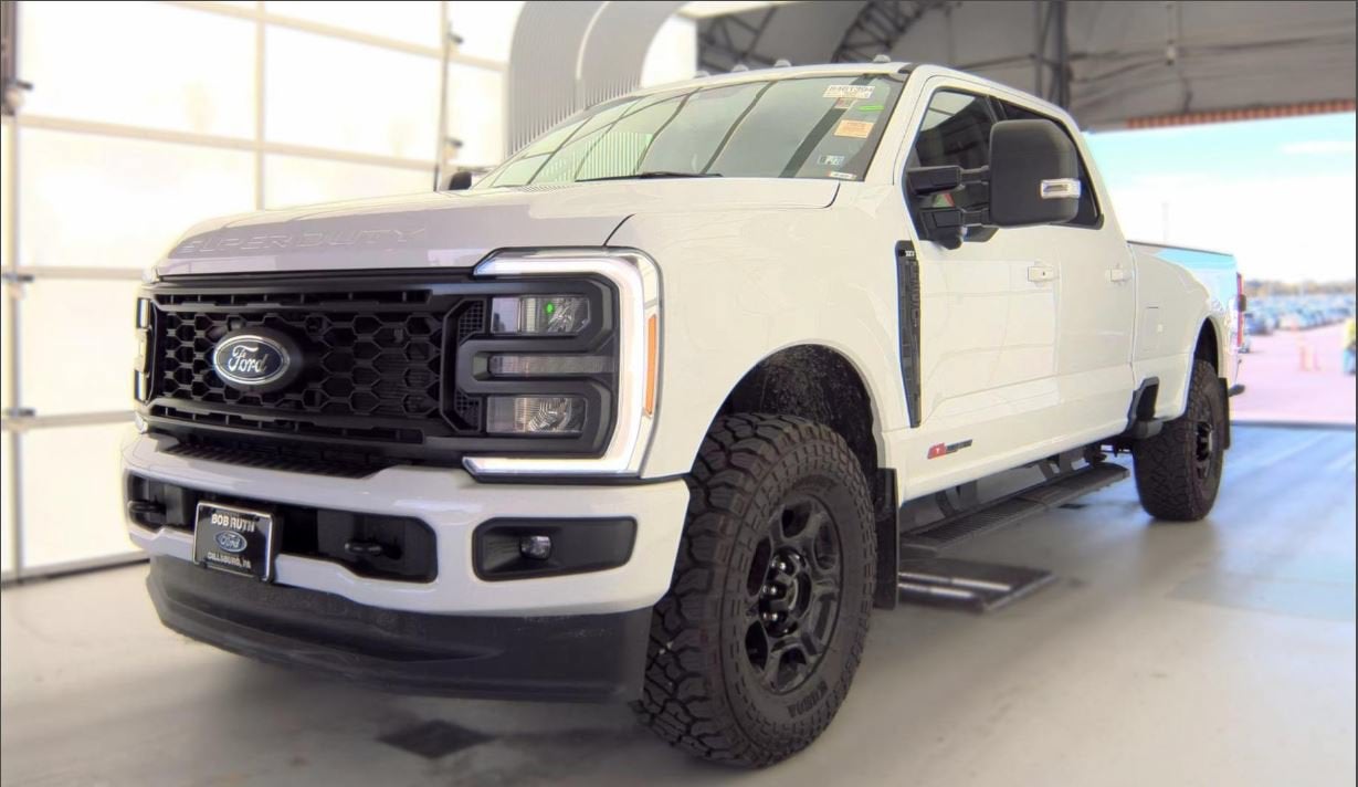 2023 Ford Super Duty F-350 SRW XLT