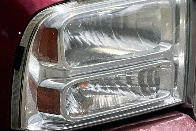 2005 Ford Super Duty F-350 DRW Lariat