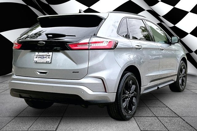 2022 Ford Edge SE