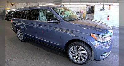 2023 Lincoln Navigator L Reserve REAR ENTERTAINMENT