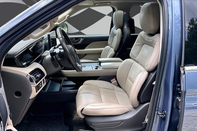 2023 Lincoln Navigator L Reserve REAR ENTERTAINMENT