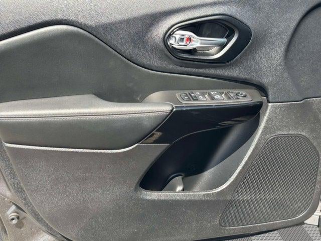 2023 Jeep Cherokee Altitude Lux 4x4