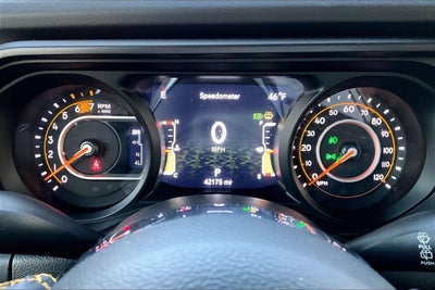 2024 Jeep Wrangler 4-Door Sahara 4x4