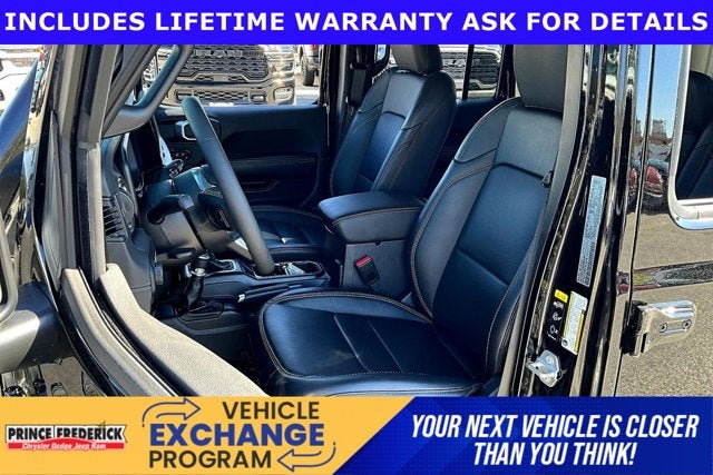 2025 Jeep Wrangler 4-Door Sahara 4x4