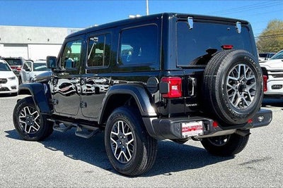 2025 Jeep Wrangler 4-Door Sahara 4x4