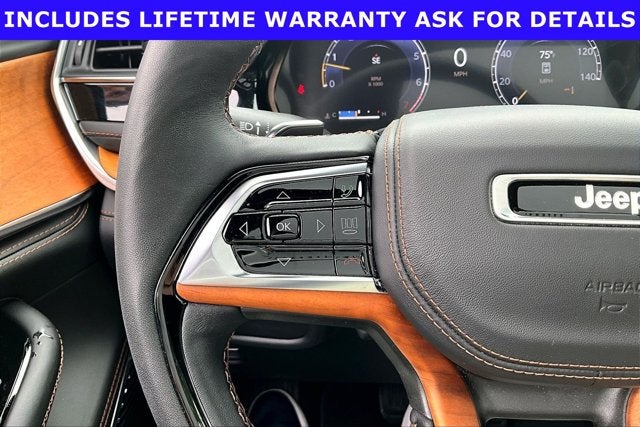 2025 Jeep Grand Cherokee L Summit Reserve 4x4
