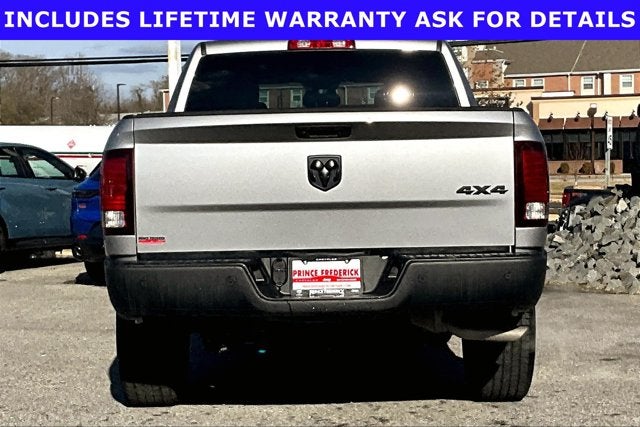 2024 RAM 1500 Classic Warlock Crew Cab 4x4 5'7' Box
