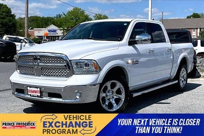 2018 RAM 1500 Laramie Crew Cab 4x4 5'7' Box