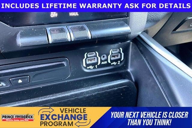 2019 RAM 1500 Big Horn/Lone Star Crew Cab 4x4 5'7' Box