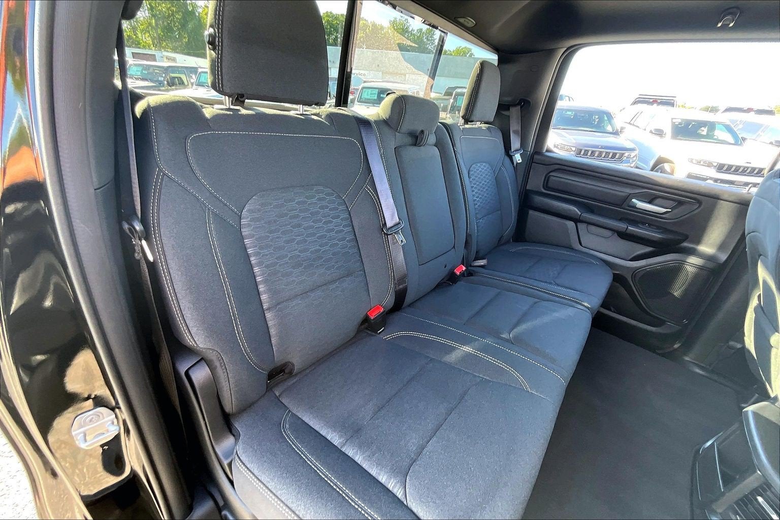 2025 RAM 1500 Tradesman Crew Cab 4x4 5'7' Box