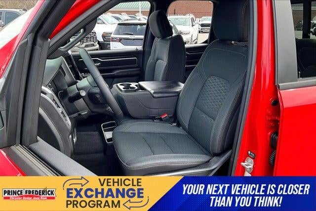 2025 RAM 1500 Big Horn Crew Cab 4x4 6'4' Box