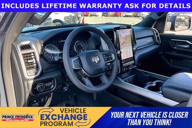 2025 RAM 1500 Big Horn Crew Cab 4x4 5'7' Box