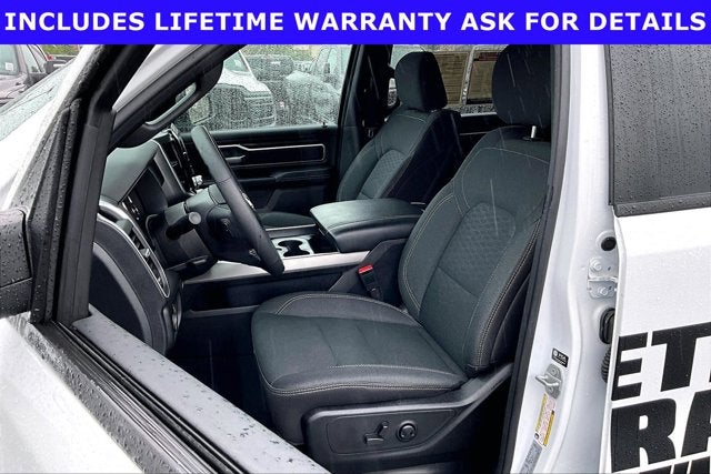 2025 RAM 1500 Big Horn Crew Cab 4x4 5'7' Box