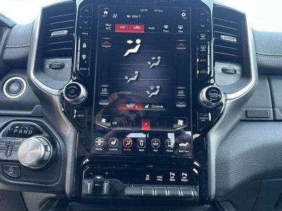 2021 RAM 1500 Laramie Crew Cab 4x4 5'7' Box
