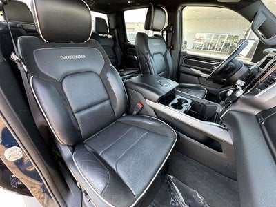 2021 RAM 1500 Laramie Crew Cab 4x4 5'7' Box
