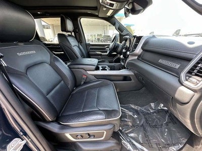 2021 RAM 1500 Laramie Crew Cab 4x4 5'7' Box