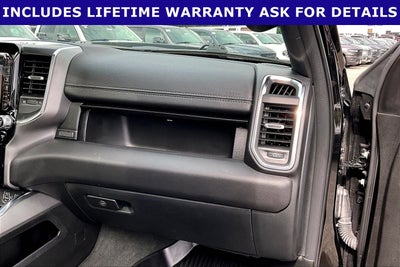 2024 RAM 1500 Laramie Crew Cab 4x4 5'7' Box