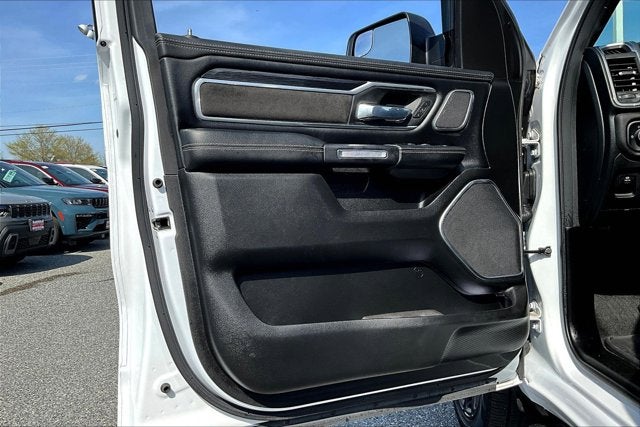 2023 RAM 1500 Laramie Crew Cab 4x4 5'7' Box