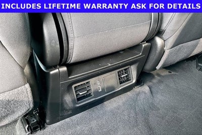2024 Chevrolet Silverado 1500 4WD Crew Cab Short Bed Custom