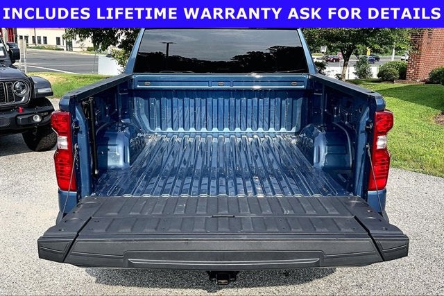 2024 Chevrolet Silverado 1500 4WD Crew Cab Short Bed Custom