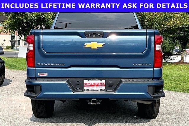 2024 Chevrolet Silverado 1500 4WD Crew Cab Short Bed Custom