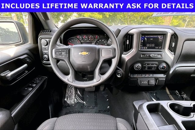 2024 Chevrolet Silverado 1500 4WD Crew Cab Short Bed Custom