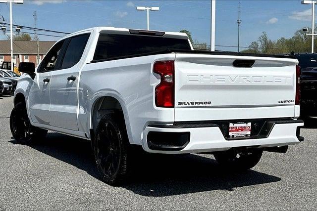 2021 Chevrolet Silverado 1500 4WD Crew Cab Short Bed Custom
