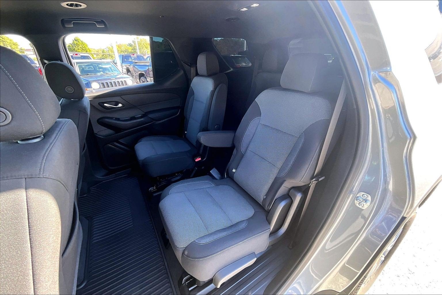 2024 Chevrolet Traverse Limited AWD LT Cloth