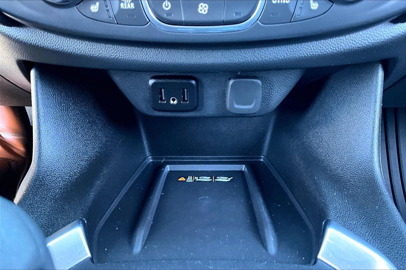 2024 Chevrolet Traverse Limited AWD LT Cloth