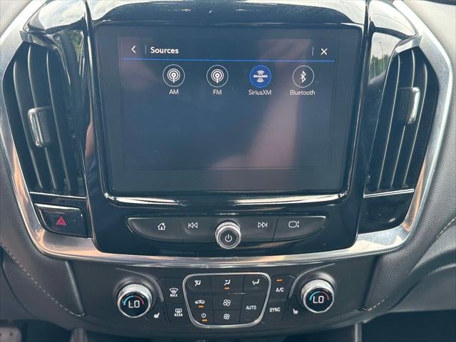 2023 Chevrolet Traverse AWD LT Leather