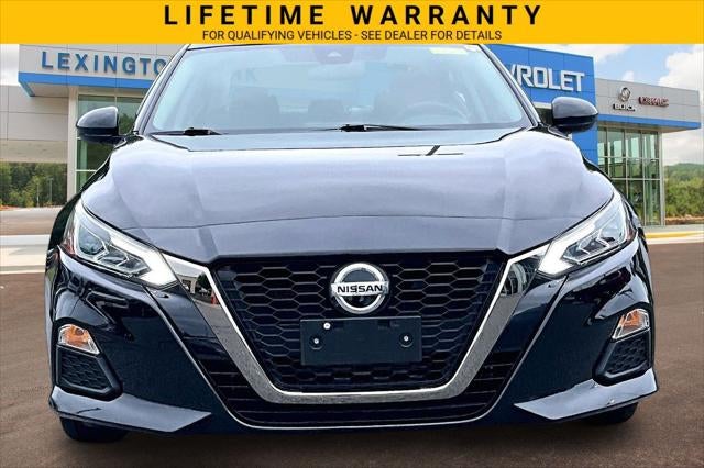 2022 Nissan Altima SR FWD