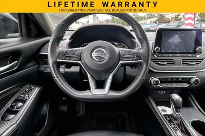 2022 Nissan Altima SR FWD