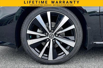 2022 Nissan Altima SR FWD