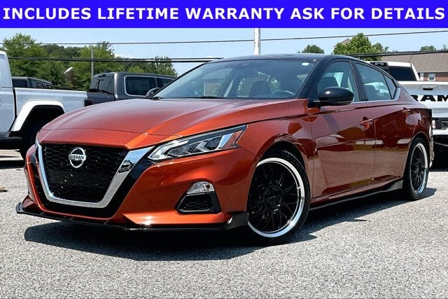 2020 Nissan Altima SR FWD