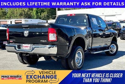 2023 RAM 3500 Big Horn Crew Cab 4x4 8' Box