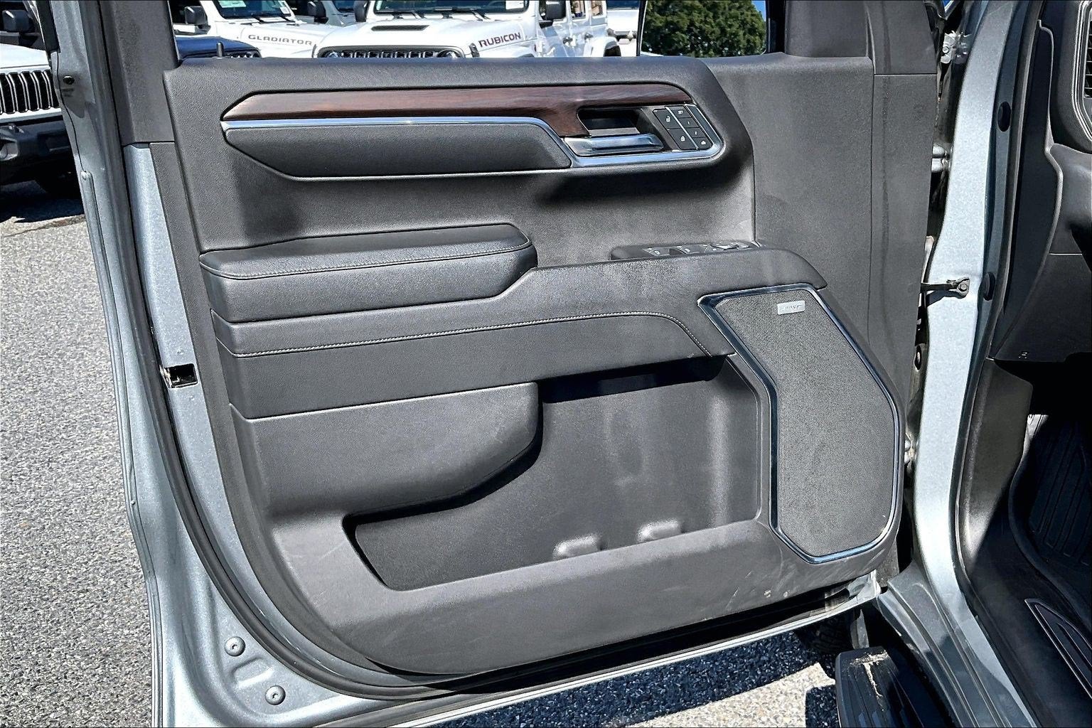 2023 GMC Sierra 1500 4WD Crew Cab Standard Box SLT