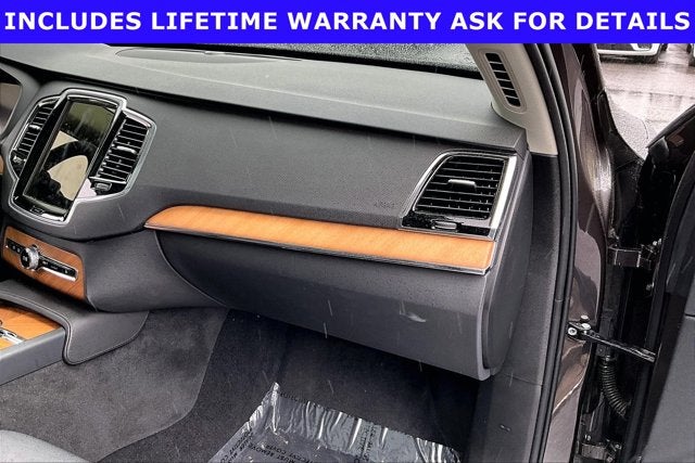 2024 Volvo XC90 B5 Plus Bright Theme
