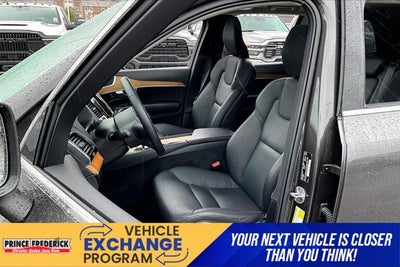 2024 Volvo XC90 B5 Plus Bright Theme