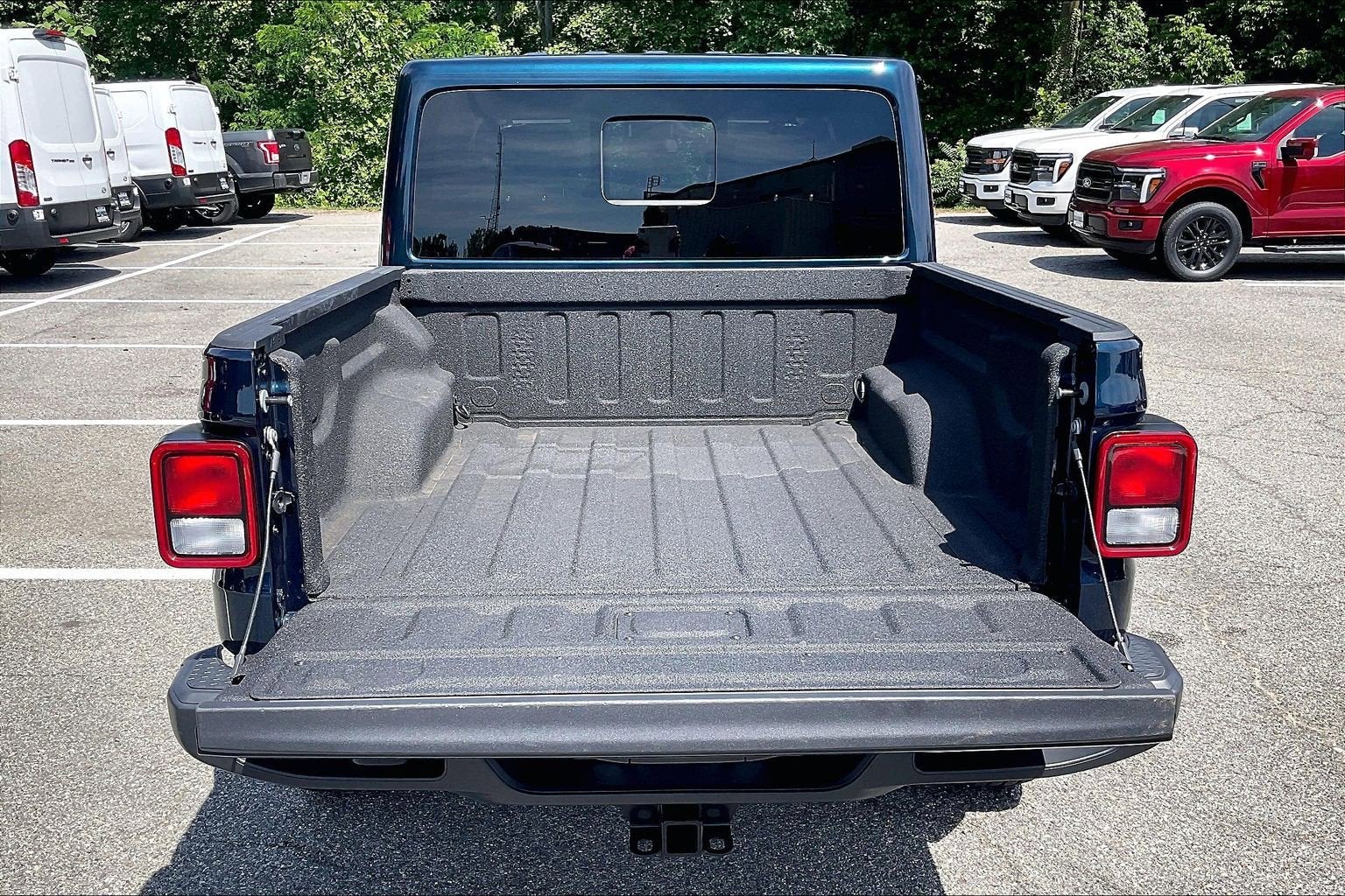 2025 Jeep Gladiator Sport S
